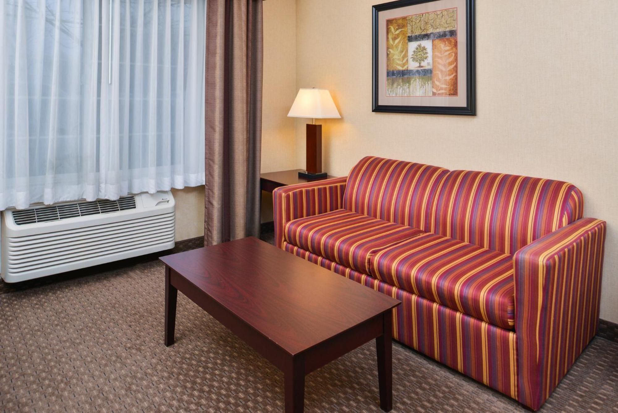 Holiday Inn Express Hotel & Suites Portland - Jantzen Beach By Ihg מראה חיצוני תמונה