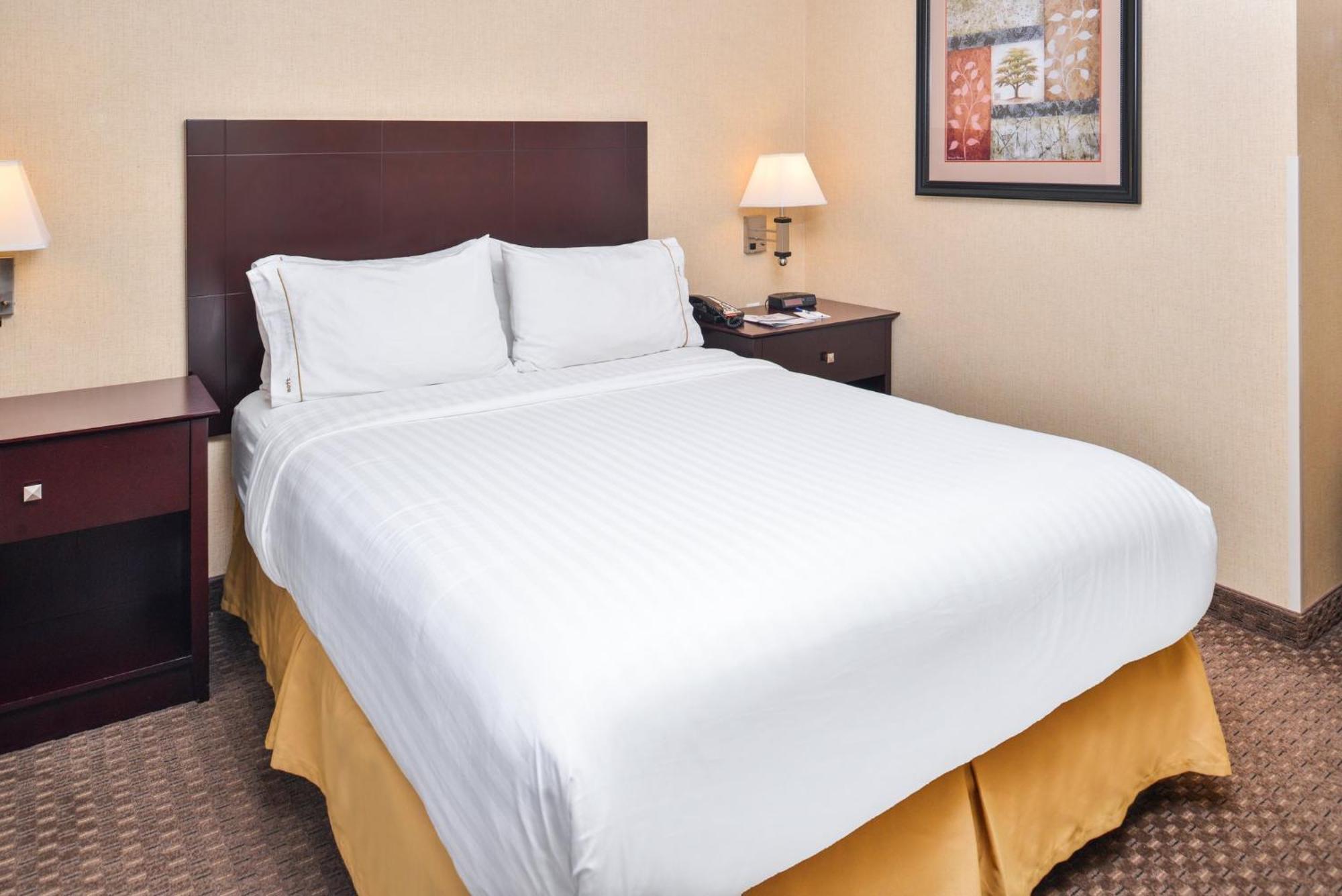 Holiday Inn Express Hotel & Suites Portland - Jantzen Beach By Ihg מראה חיצוני תמונה